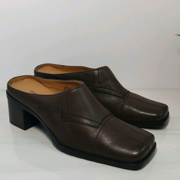 Dockers Square Toe Chunky Heel Mules Slides 6.5 - Picture 2 of 16